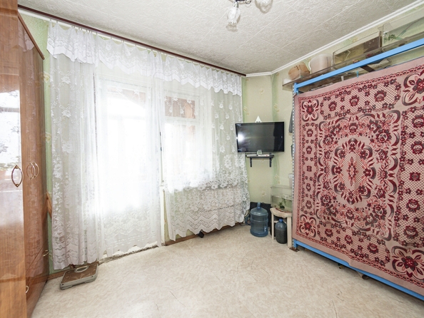 
   Продам 3-комнатную, 65.6 м², Объединения ул, 35/1

. Фото 6.