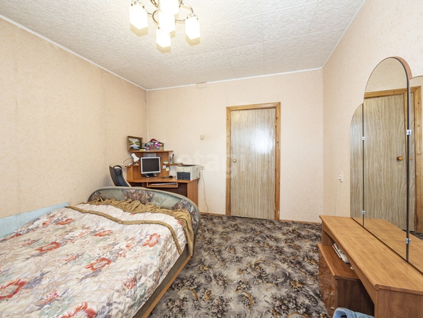 
   Продам 3-комнатную, 65.6 м², Объединения ул, 35/1

. Фото 11.