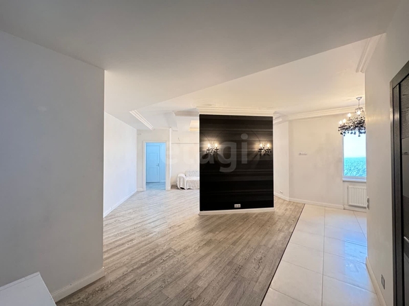 
   Продам 3-комнатную, 89 м², Сухарная ул, 101

. Фото 9.