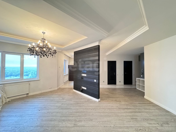 
   Продам 3-комнатную, 89 м², Сухарная ул, 101

. Фото 14.