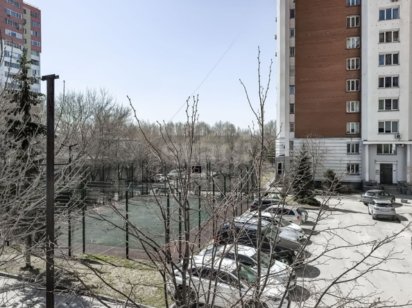 
   Продам 4-комнатную, 132 м², Обская ул, 50/1

. Фото 33.