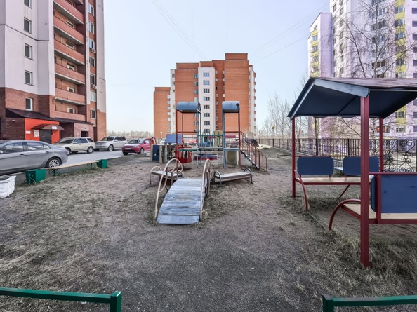 
   Продам 4-комнатную, 132 м², Обская ул, 50/1

. Фото 37.