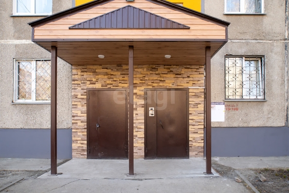 
   Продам 3-комнатную, 59.3 м², Курганская ул, 38

. Фото 1.