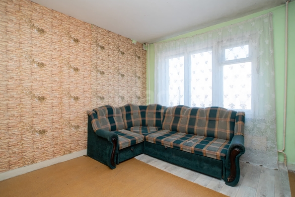 
   Продам 3-комнатную, 59.3 м², Курганская ул, 38

. Фото 8.