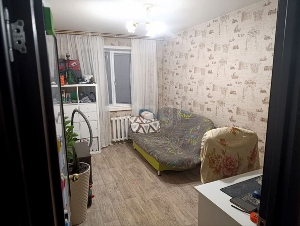 
   Продам 2-комнатную, 45 м², Бориса Богаткова ул, 183

. Фото 14.