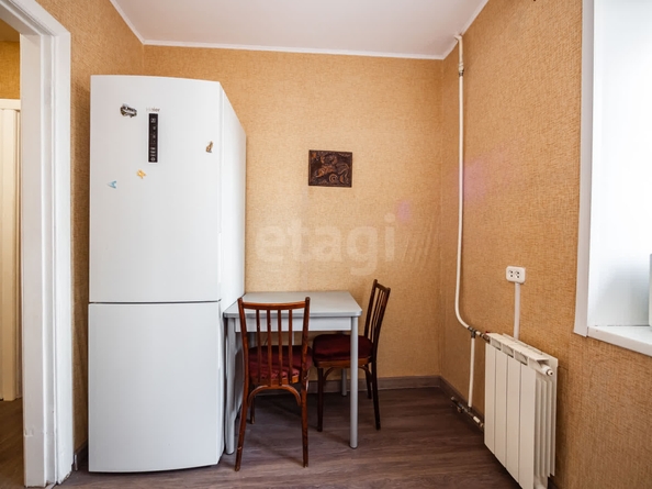 
   Продам 2-комнатную, 42 м², Богдана Хмельницкого ул, 17

. Фото 8.