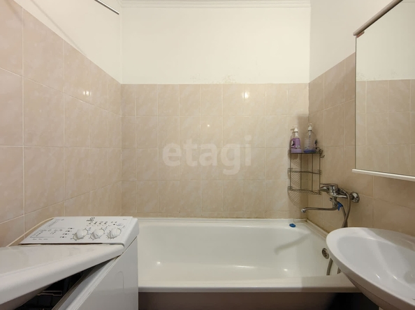 
  Сдам в аренду 2-комнатную квартиру, 58 м², Новосибирск

. Фото 1.