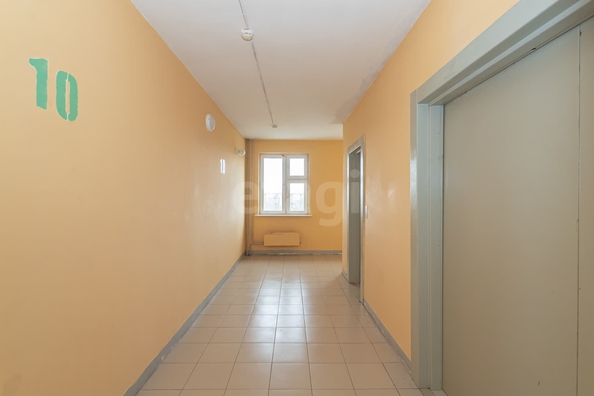 
   Продам 1-комнатную, 28.9 м², Одоевского ул, 1/2

. Фото 1.