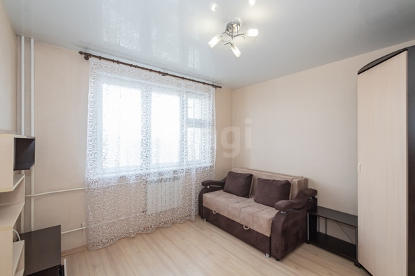 
   Продам 1-комнатную, 28.9 м², Одоевского ул, 1/2

. Фото 2.