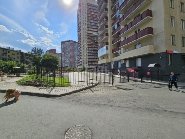 
   Продам 2-комнатную, 56 м², Галущака ул, 15

. Фото 23.