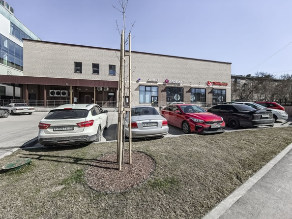 
   Продам 2-комнатную, 61.1 м², Обская ул, 50/2

. Фото 25.