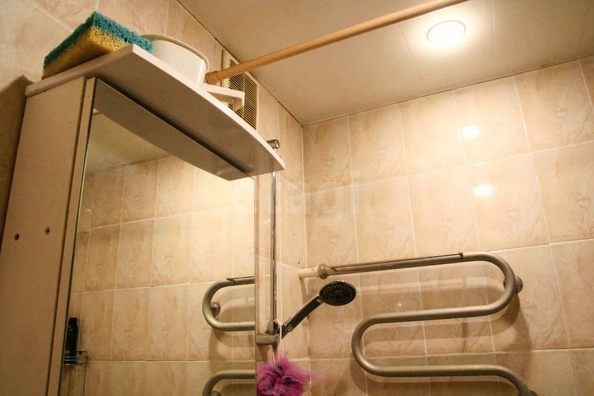 
  Продается 3-комн. квартира, 59.6 м², Петухова ул, д. 122/1
. Фото 11.