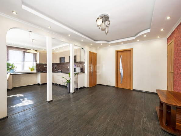 
   Продам дом, 196.8 м², Новосибирск

. Фото 9.