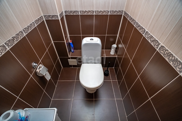 
   Продам 2-комнатную, 67.9 м², Сибревкома ул, 7/1

. Фото 10.