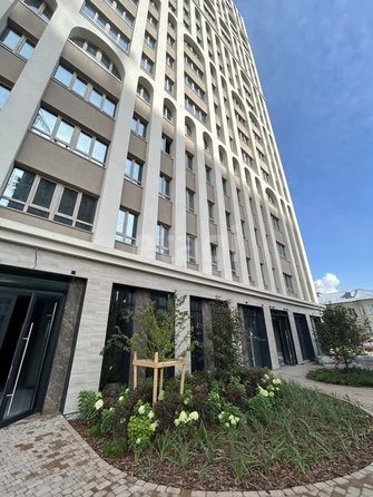 
   Продам 1-комнатную, 36.7 м², Ленинградская ул, 340

. Фото 6.