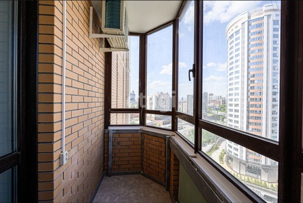 
   Продам 2-комнатную, 60 м², Ипподромская ул, 8

. Фото 32.