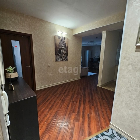 
   Продам 3-комнатную, 81.3 м², Семьи Шамшиных ул, 18

. Фото 13.