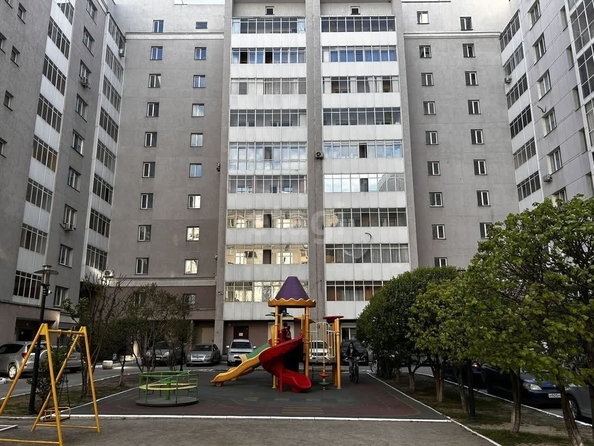 
   Продам 3-комнатную, 81.3 м², Семьи Шамшиных ул, 18

. Фото 31.