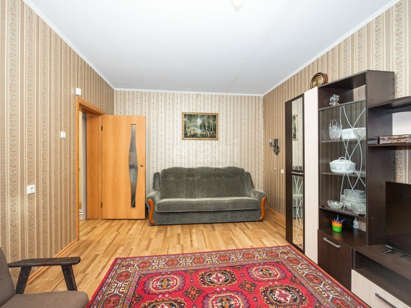 
   Продам 2-комнатную, 61.2 м², Адриена Лежена ул, 25

. Фото 5.