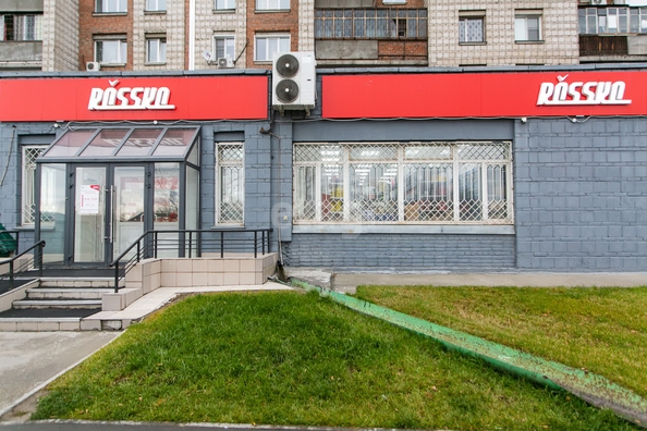 
   Продам торговое помещение, 927.8 м², Троллейная ул, 37

. Фото 33.