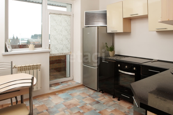 
   Продам 1-комнатную, 36.9 м², Октябрьская ул, 37

. Фото 6.