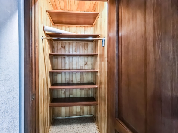 
   Продам 3-комнатную, 57.4 м², Большевистская ул, 171

. Фото 2.