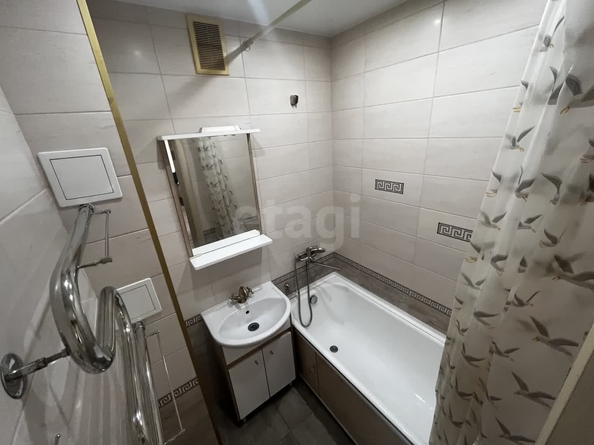 
   Продам 1-комнатную, 35.5 м², Петухова ул, 6/4

. Фото 6.