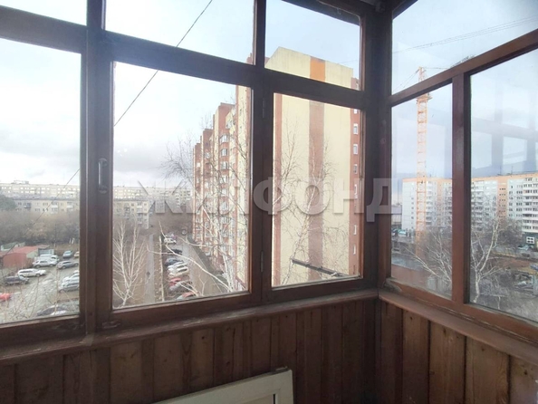 
  Продается 3-комн. квартира, 61 м², Танкистов ул, д. 3
. Фото 8.