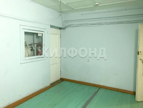 
   Продам секционку, 17.5 м², Объединения ул, 39

. Фото 7.