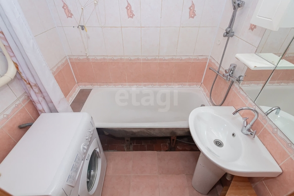
   Продам 2-комнатную, 50.7 м², Марата ул, 1

. Фото 5.