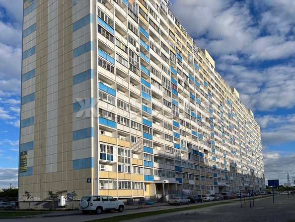 
  Продается 2-комн. квартира, 42.6 м², Виктора Уса ул, д. 15
. Фото 2.