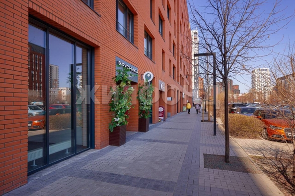 
   Продам 3-комнатную, 75.7 м², Владимира Заровного ул, 26

. Фото 33.