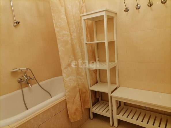 
   Продам 3-комнатную, 107.2 м², 6-й микрорайон, 15

. Фото 26.