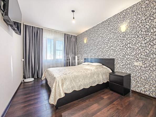 
   Продам 3-комнатную, 80.9 м², Закаменский мкр, 14

. Фото 8.