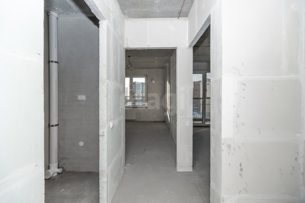 
   Продам 1-комнатную, 38 м², Ясный Берег ул, 43

. Фото 2.
