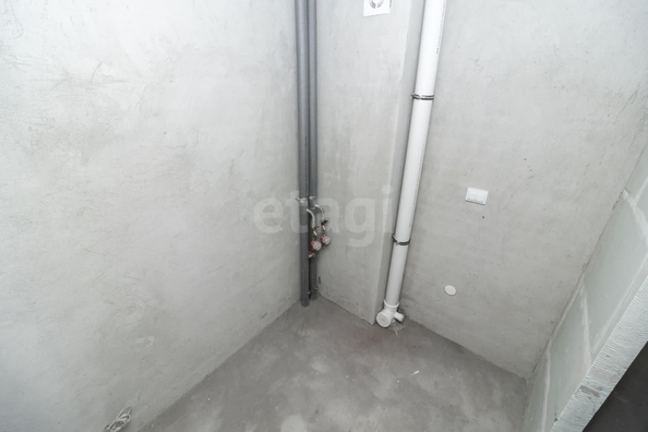 
   Продам 1-комнатную, 38 м², Ясный Берег ул, 43

. Фото 12.