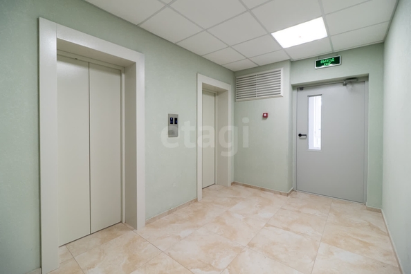 
   Продам 1-комнатную, 38 м², Ясный Берег ул, 43

. Фото 18.