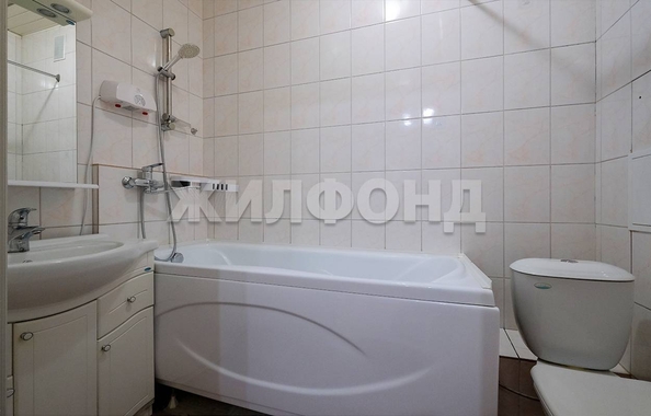 
   Продам 1-комнатную, 40.8 м², Вертковская ул, 38

. Фото 9.