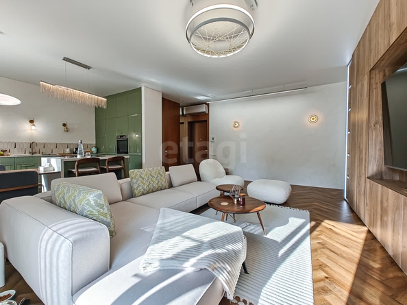 
   Продам 3-комнатную, 109.97 м², Дачное ш, 22/3

. Фото 2.
