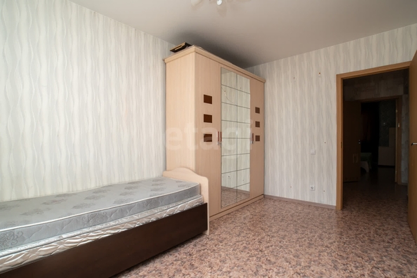 
   Продам 3-комнатную, 76.9 м², Петухова ул, 14/5

. Фото 12.