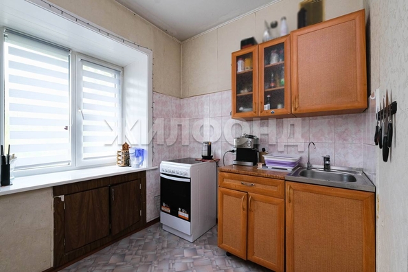 
  Продается 2-комн. квартира, 49.4 м², Толбухина ул, д. 19
. Фото 2.