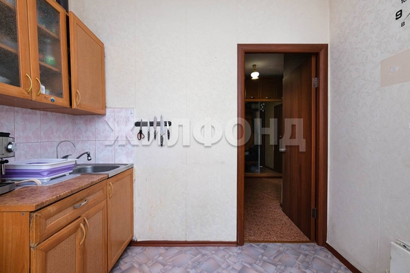 
  Продается 2-комн. квартира, 49.4 м², Толбухина ул, д. 19
. Фото 7.