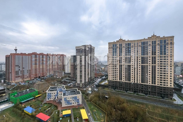 
   Продам 2-комнатную, 76.4 м², Галущака ул, 4

. Фото 22.