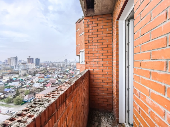 
   Продам 3-комнатную, 83.8 м², Декабристов ул, 117

. Фото 27.