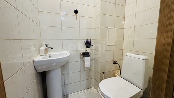 
  Продается 3-комн. квартира, 63.9 м², Большая ул, д. 678
. Фото 18.