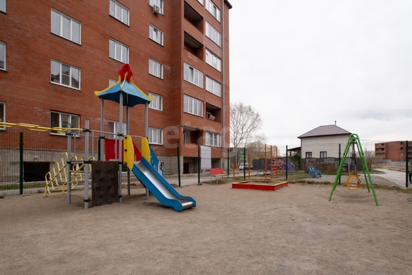 
   Продам 3-комнатную, 71.5 м², Петухова ул, 6/4

. Фото 27.