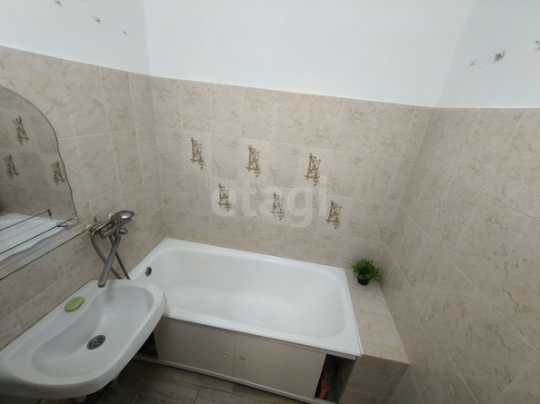 
   Продам 2-комнатную, 53.5 м², Максима Горького ул, 95

. Фото 7.