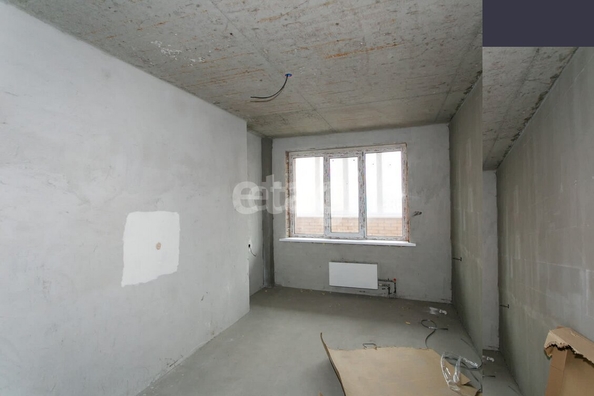 
   Продам 1-комнатную, 37 м², Виктора Уса ул, 1/1

. Фото 3.