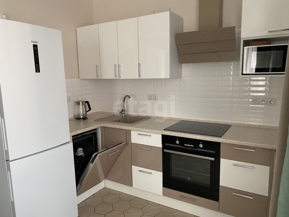 
  Сдам в аренду 2-комнатную квартиру, 64.2 м², Новосибирск

. Фото 2.