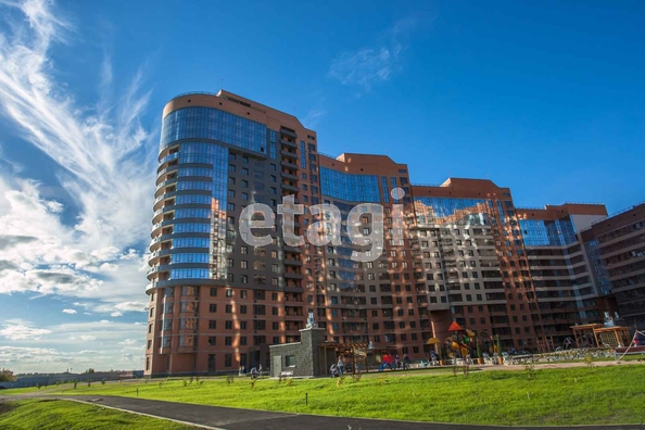 
   Продам 2-комнатную, 64.5 м², 2-я Обская ул, 154

. Фото 7.